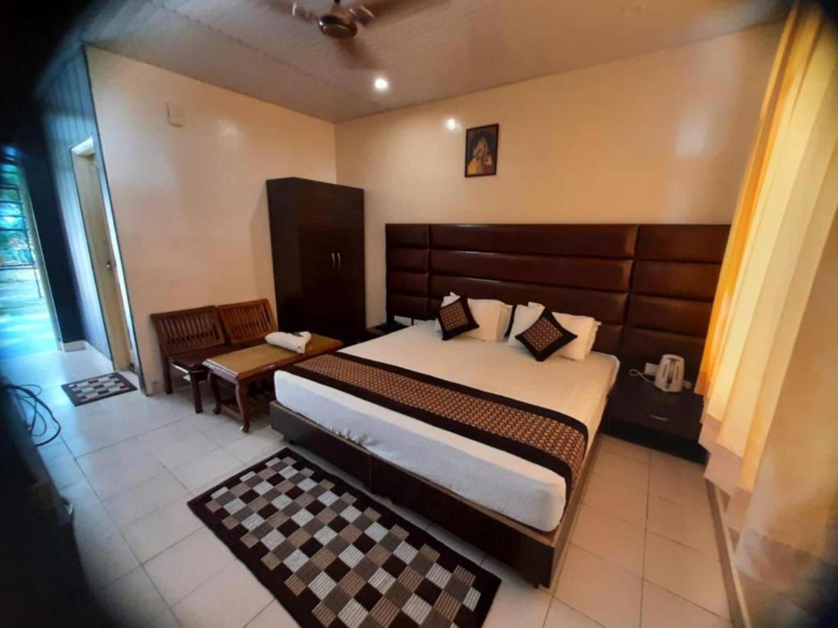 Pops Resort Pālampur Exterior photo