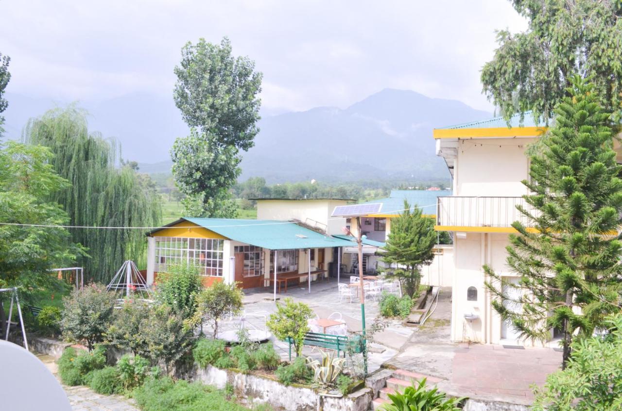 Pops Resort Pālampur Exterior photo